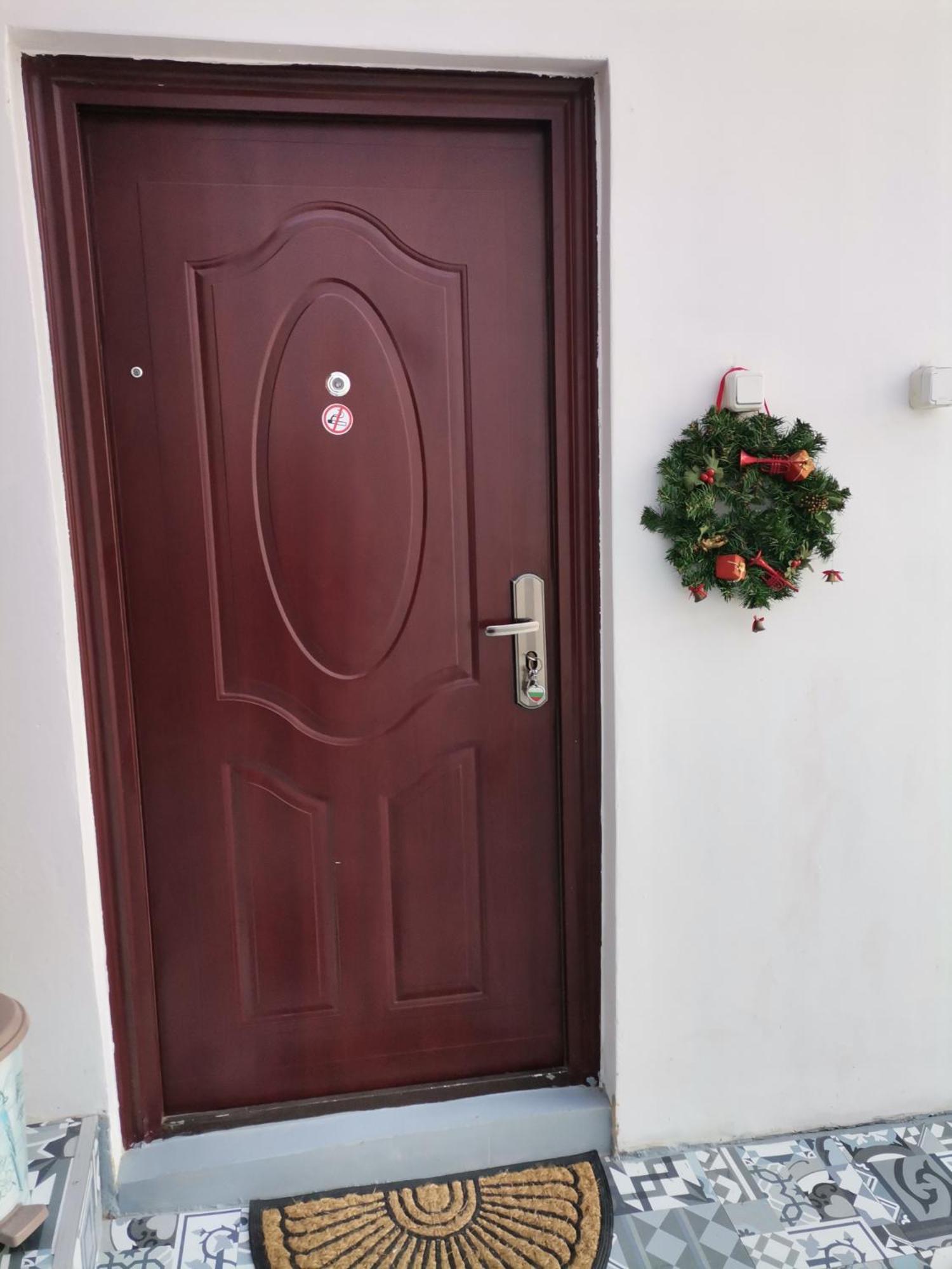 Аврамов Дом - Етаж От Къща Lägenhet Veliko Tărnovo Exteriör bild